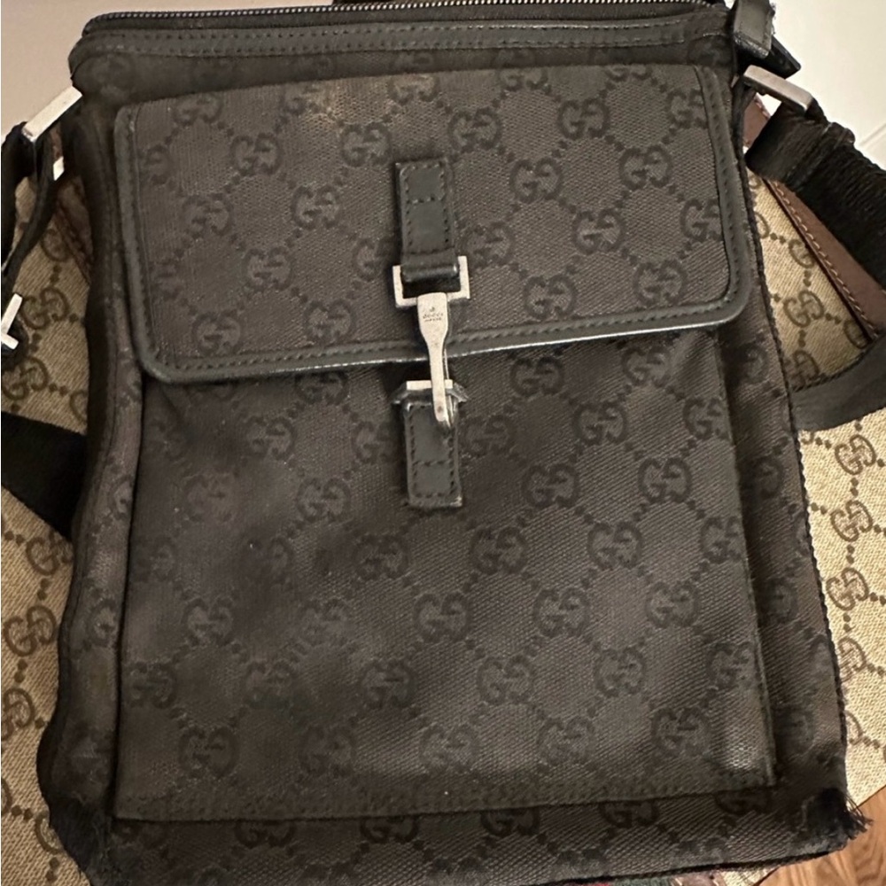 Gucci Black Crossbody Bag for Men - Picture 11 of 13